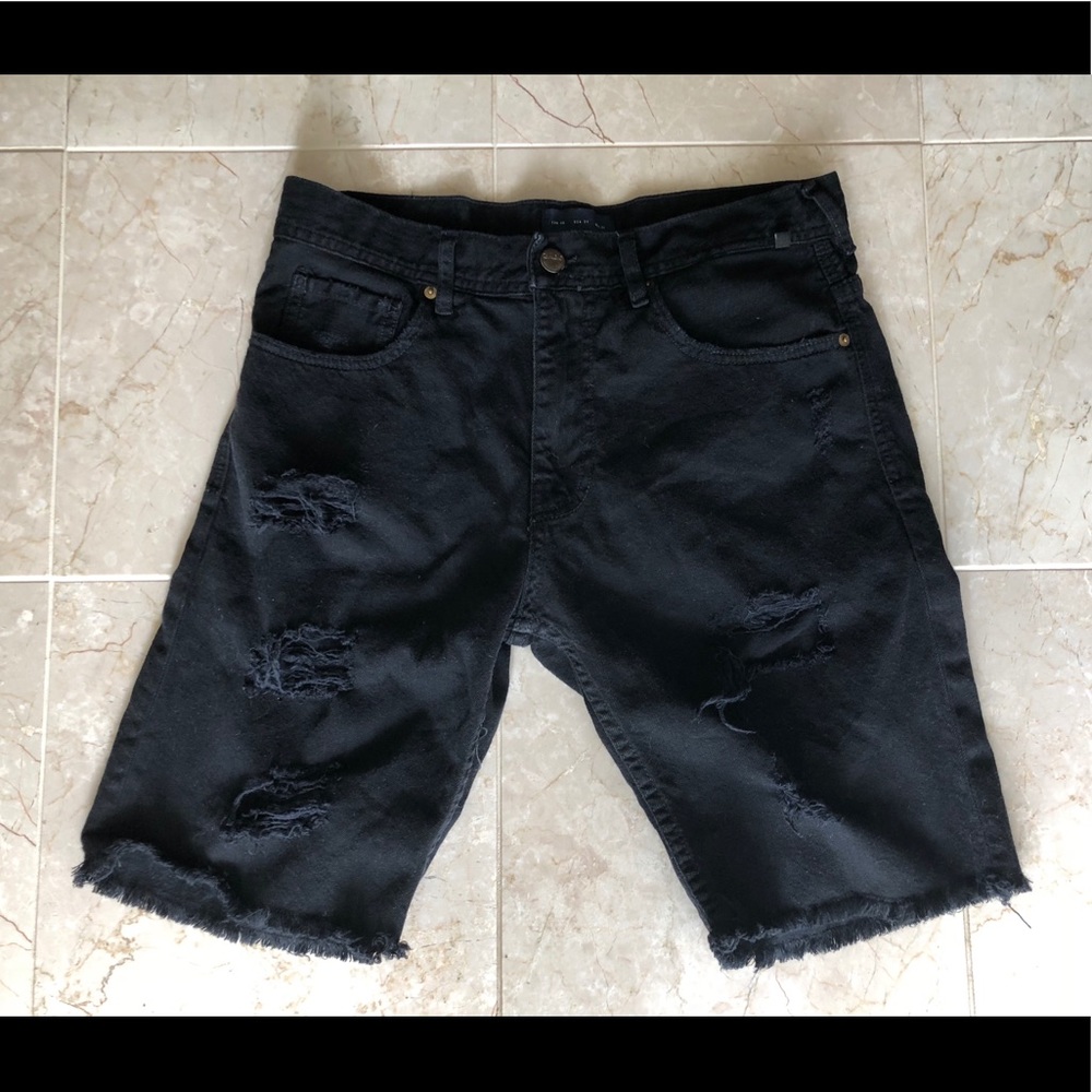 Zara - Men’s Ripped Denim Bermuda Short